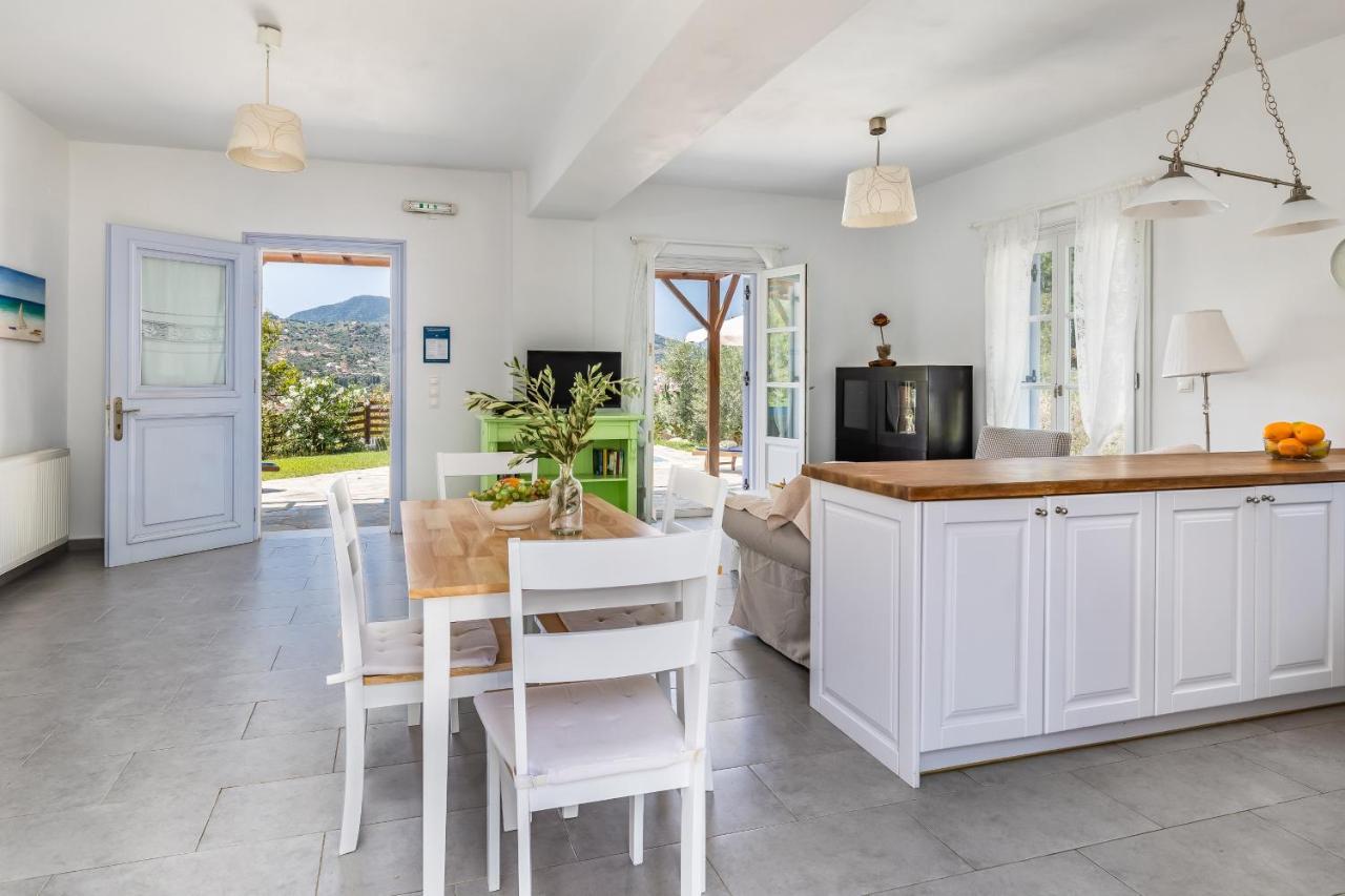 Villa Rodia With Swimming Pool On Skopelos Island Buitenkant foto