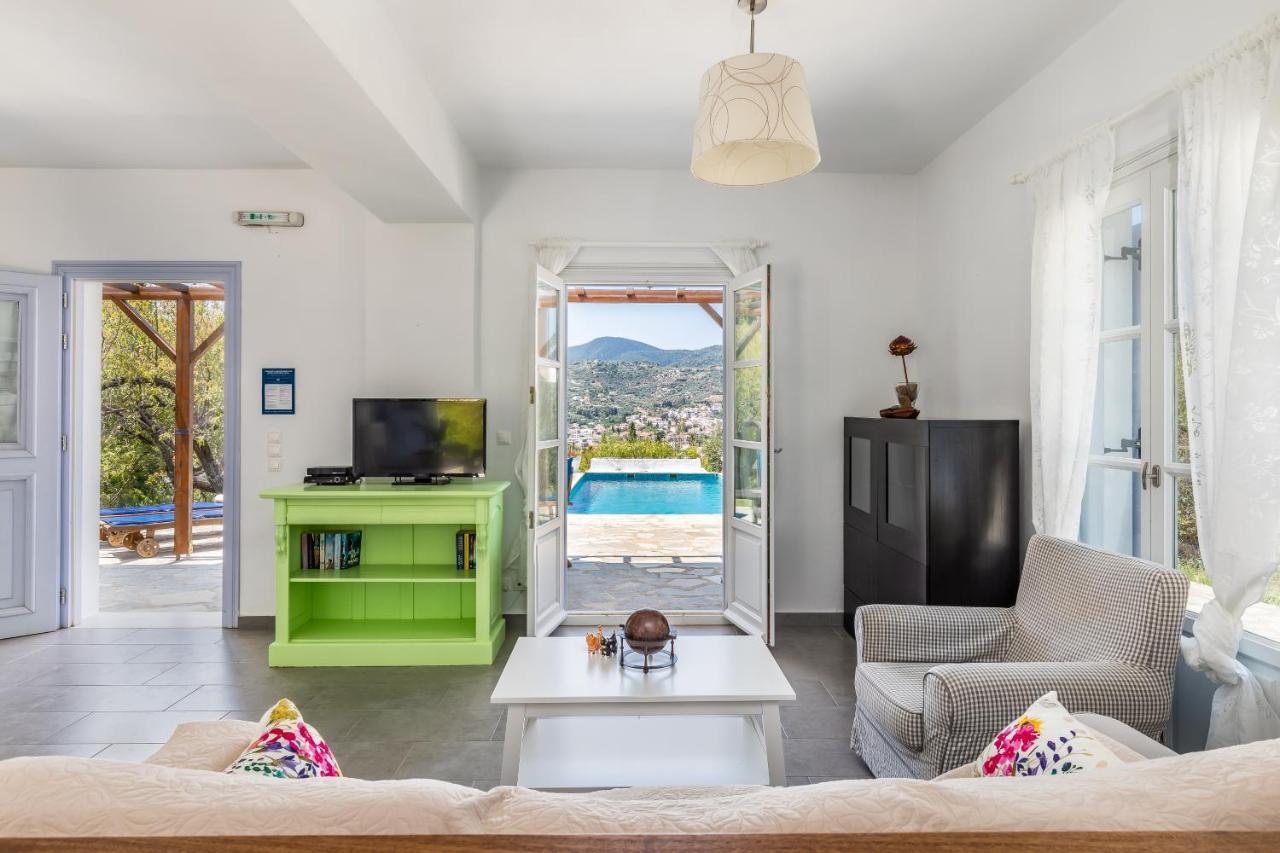 Villa Rodia With Swimming Pool On Skopelos Island Buitenkant foto