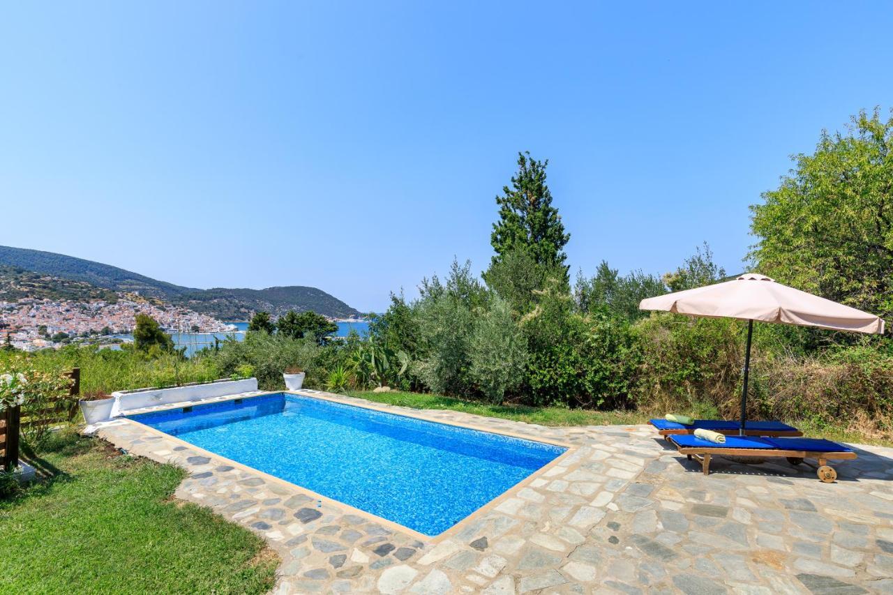 Villa Rodia With Swimming Pool On Skopelos Island Buitenkant foto