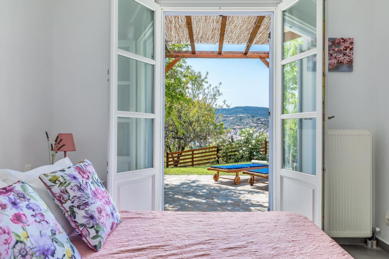 Villa Rodia With Swimming Pool On Skopelos Island Buitenkant foto